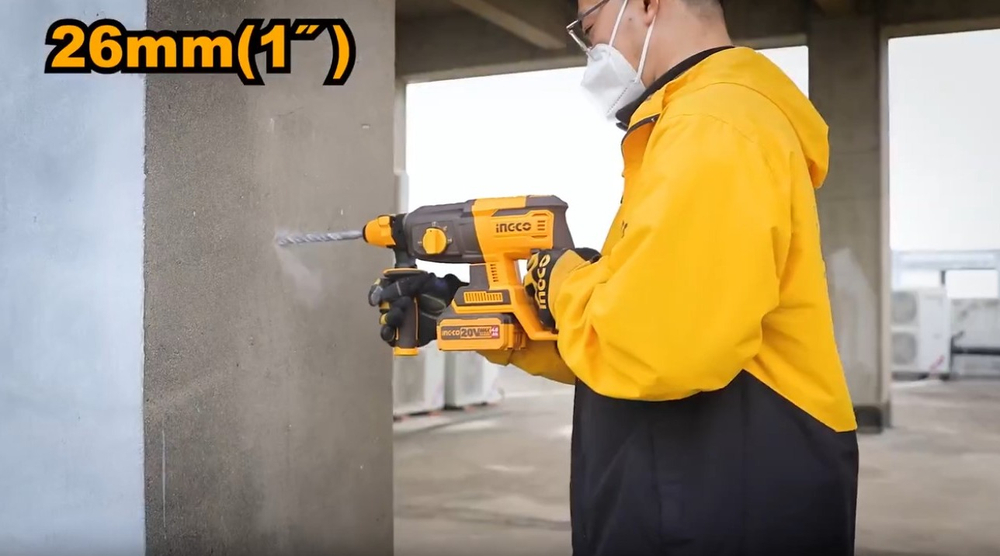 Аккумуляторный бесщеточный перфоратор SDS-Plus INGCO CRHLI262085 INDUSTRIAL 20 В 2.5 Дж 2x4 Ач
