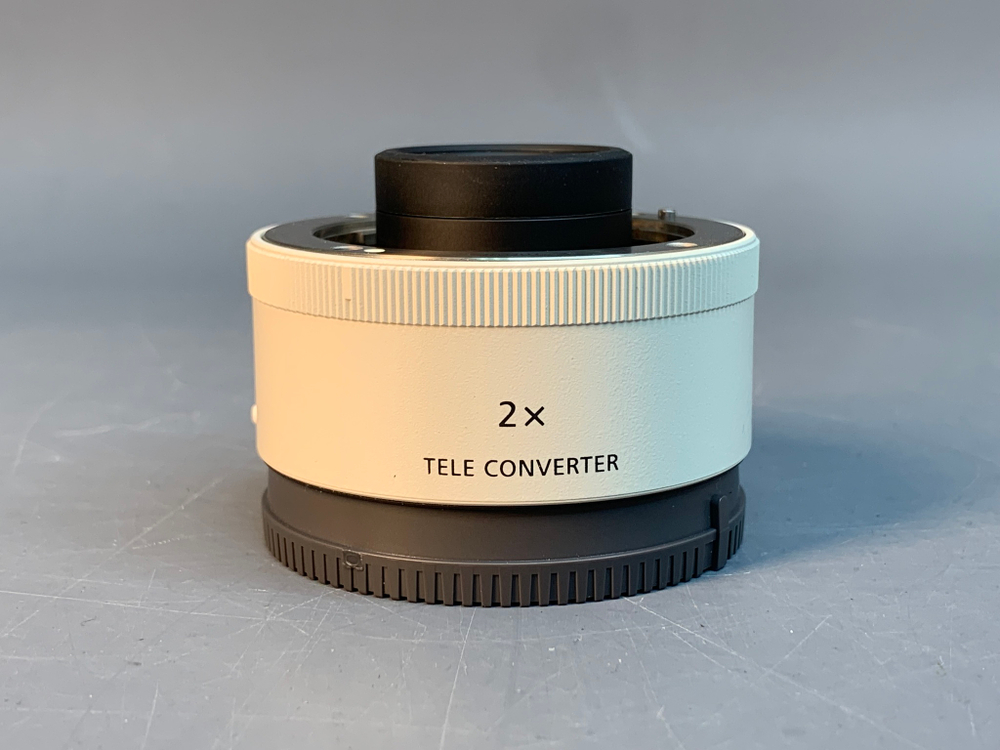 Sony SEL20TC
