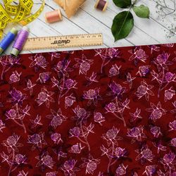 Ткань дюспо эскиз белого клевера на бордовом фоне