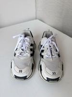 Кроссовки Balenciaga, 33