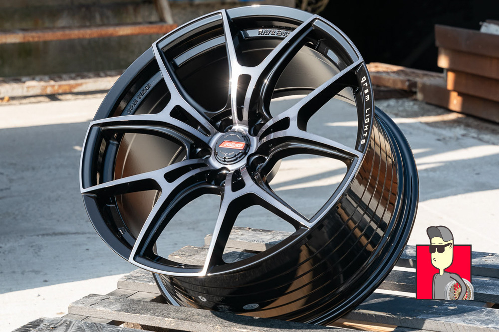 Комплект дисков Rays Gram Lights 19x9.5 et38 5x114.3