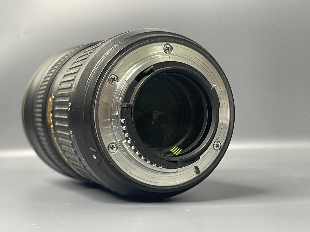 Nikon 24-70mm f/2.8G ED AF-S Nikkor