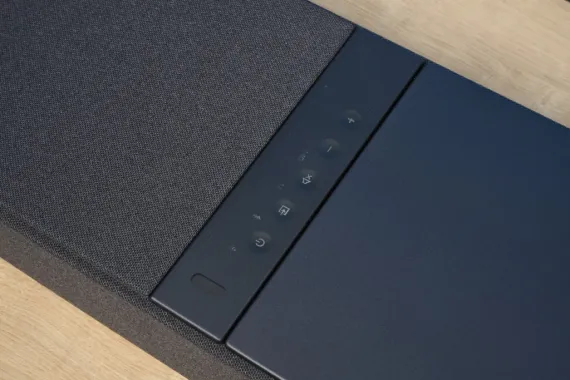 KEF XIO Black