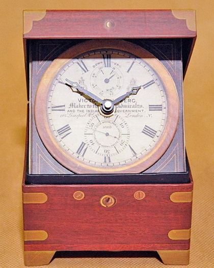 Часы настольные Timeworks Chronograph BCCH3S