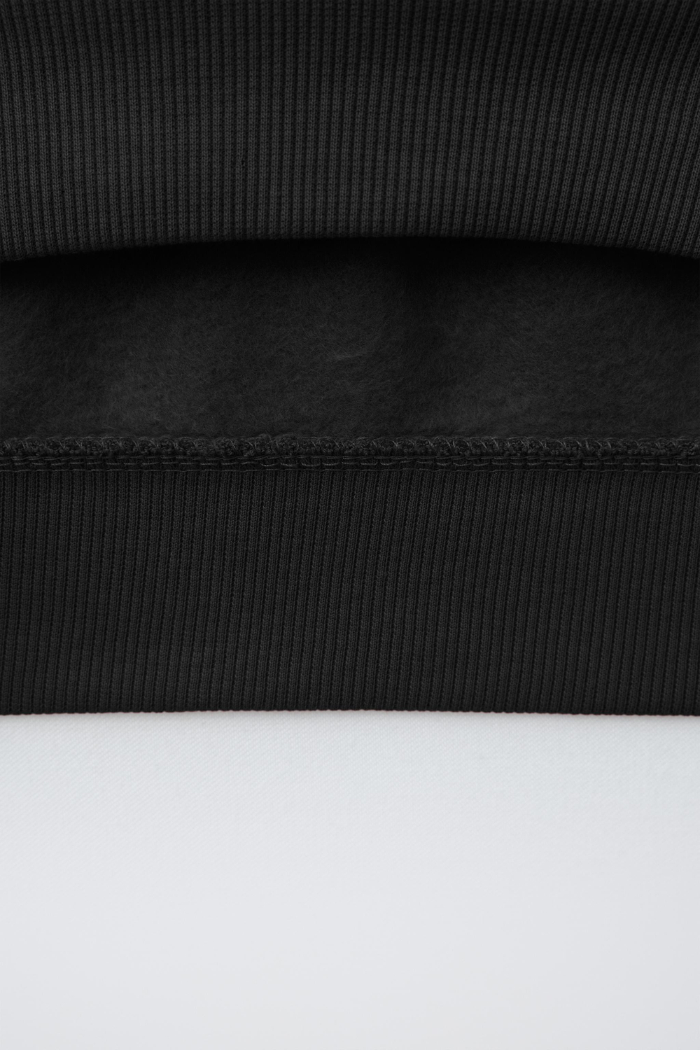 ZARA БАЗОВАЯ ТОЛСТОВКА, ЧЕРНЫЙ