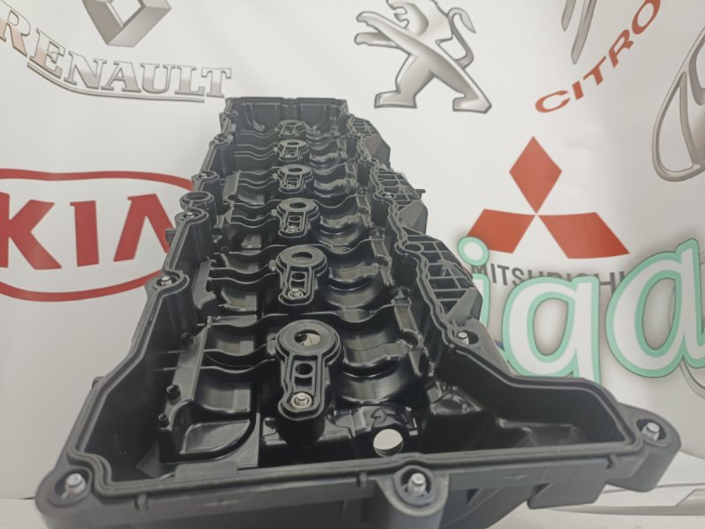 Крышка ГБЦ BMW 11128571308