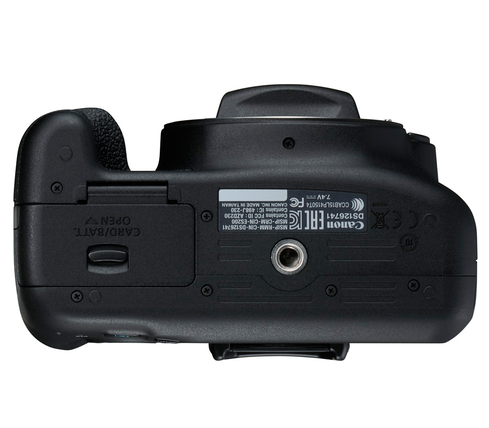Зеркальный фотоаппарат Canon EOS 2000D Kit EF-S 18-55 III (уцененный)