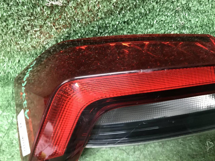 Фонарь левый внешний Skoda Rapid 2 (2020-2023)