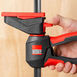 струбцина одноручный зажим Bessey EZ360-60 с вращающейся рукояткой
