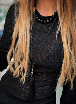 Black ball choker