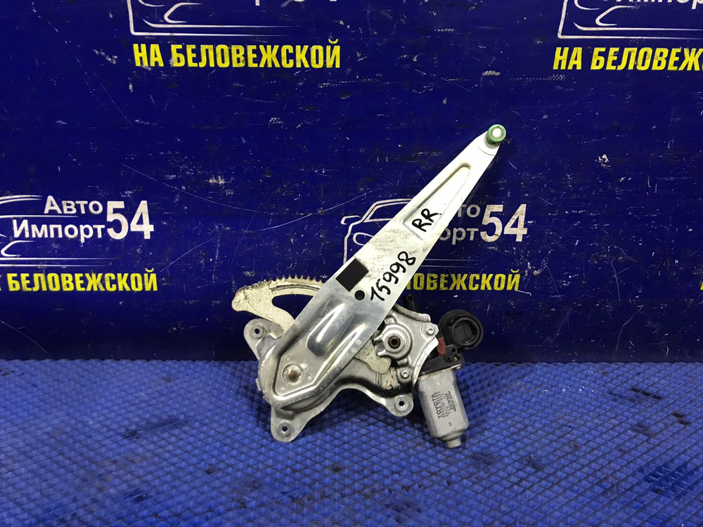 Стеклоподъемник задний правый TOYOTA RAV4 2000-2005