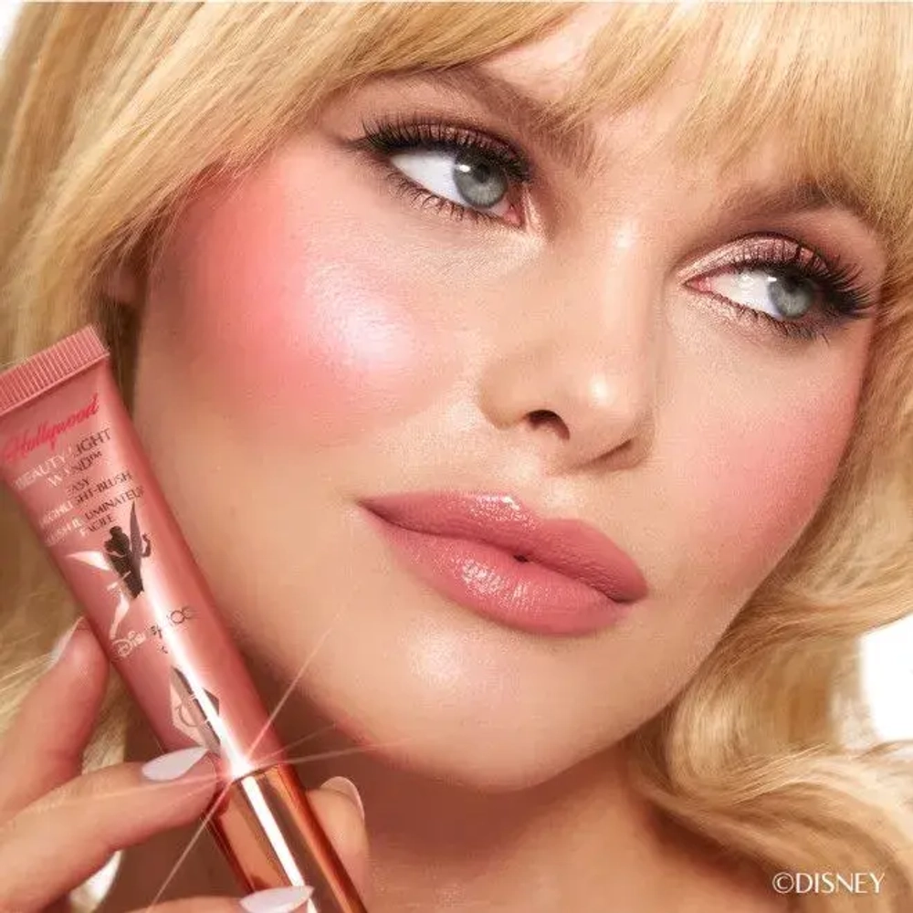 Charlotte Tilbury Hollywood Beauty light wand pink