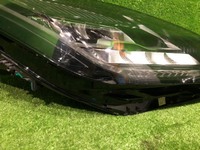 Фара правая Jaguar E-PACE (2017-2021) LED