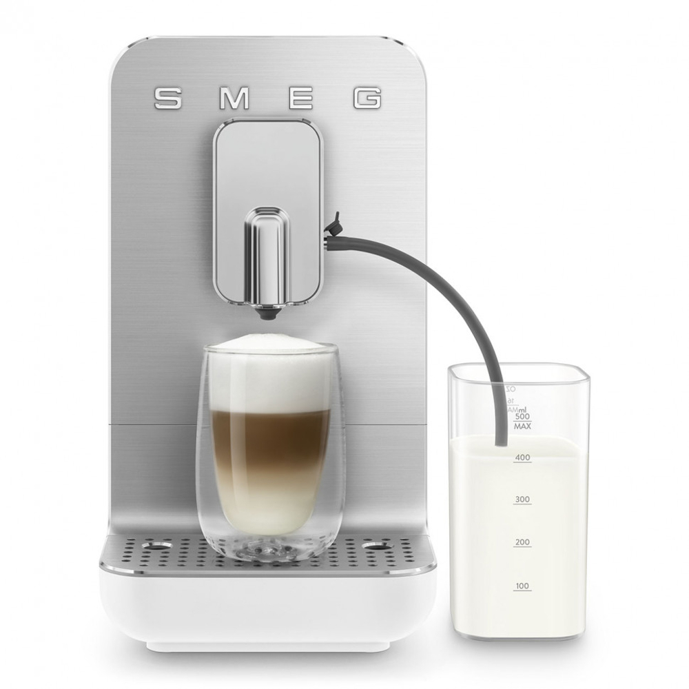 Кофемашина SMEG BCC13WHMEU