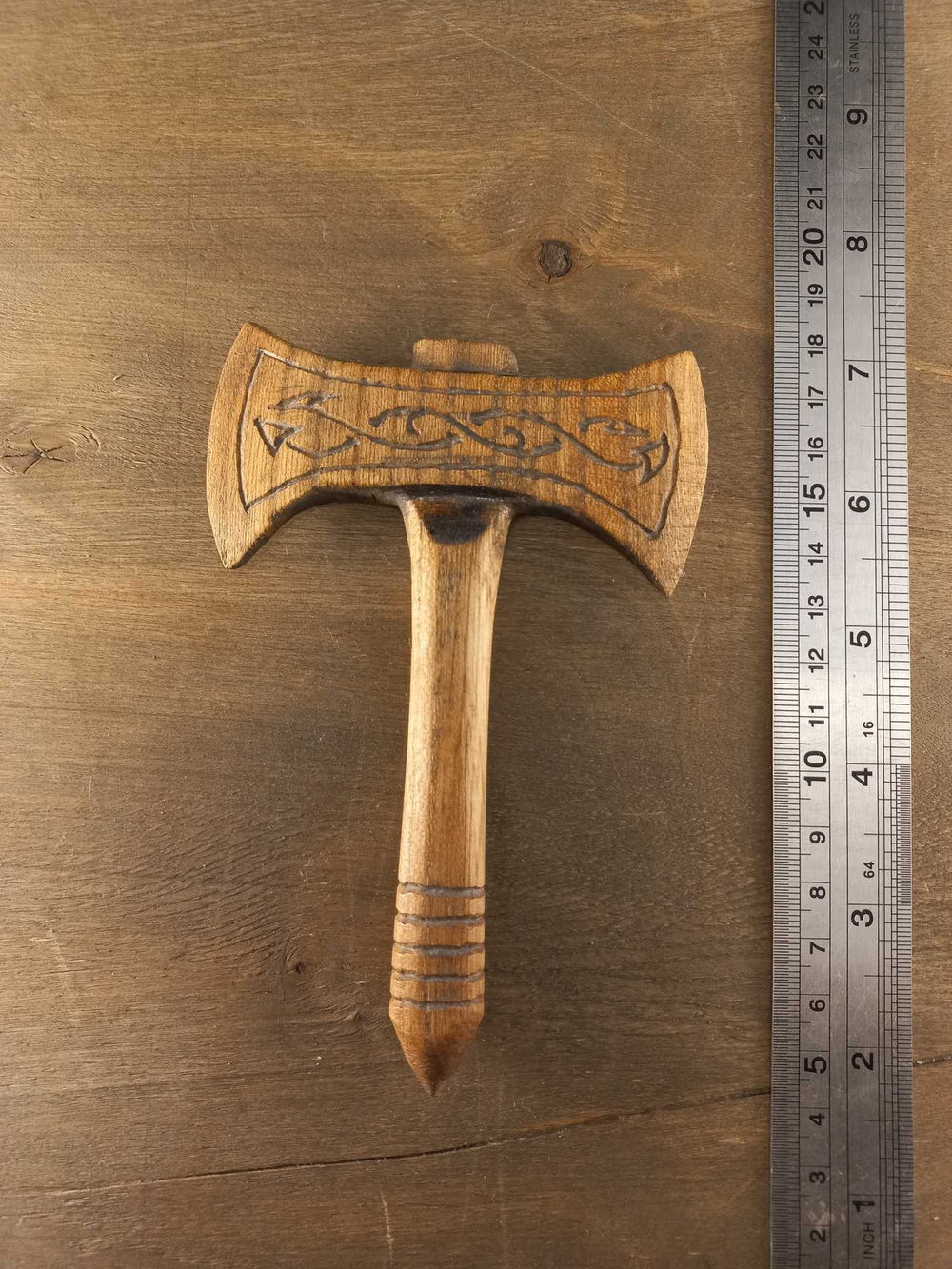 Игрушка "Секира"