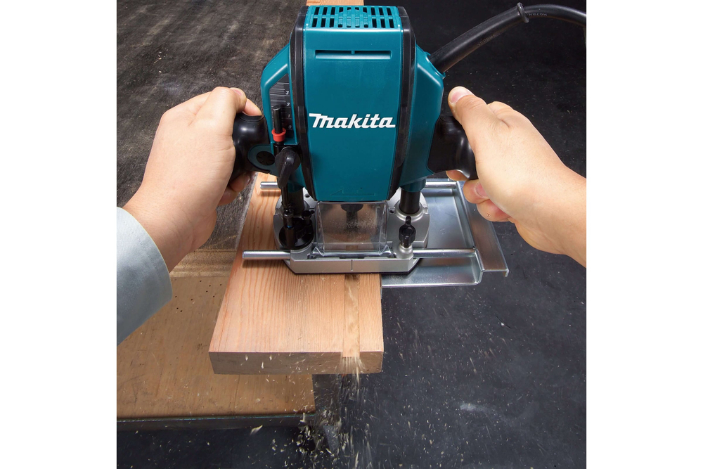 Фрезер Makita RP0900