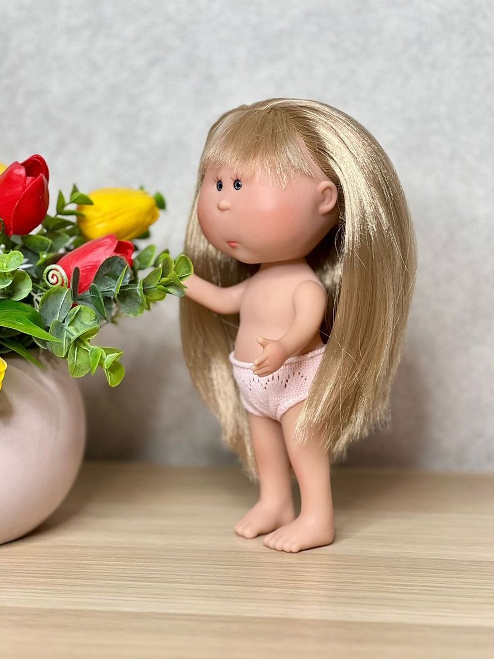 Кукла для девочки виниловая 23см Маленькая Мия без одежды (3199W1A)