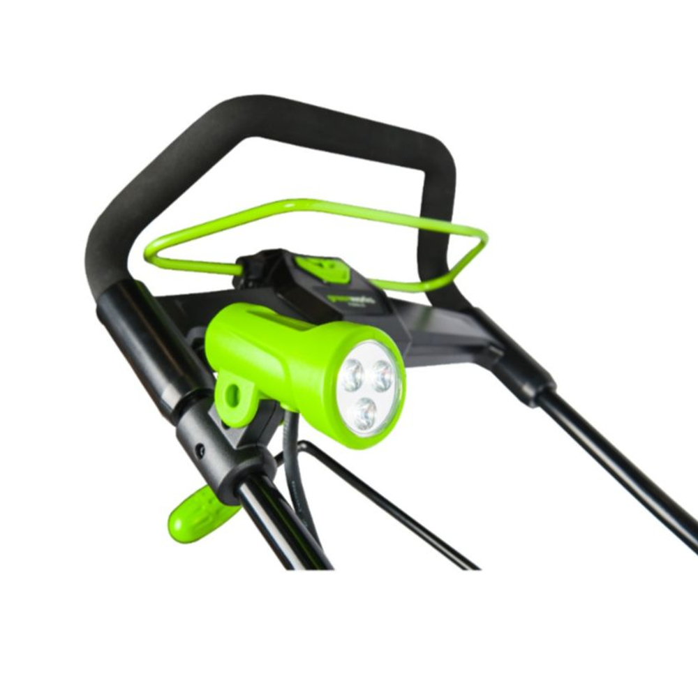 Снегоуборщик аккумуляторный G-MAX 40V GREENWORKS GD40ST с АКБ 5 Ач и ЗУ 2600007UG