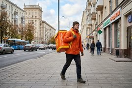 Доставку готовой еды хотят включить в систему платформенного регулирования