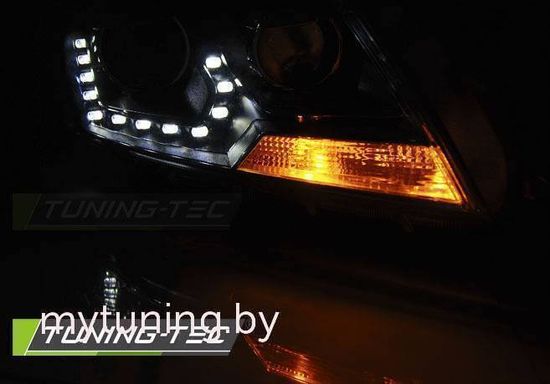 Передние фары black daylight для VW Passat B7