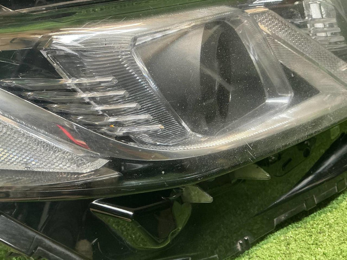 Фара правая Toyota Camry xv70 (2017-н.в.) LED