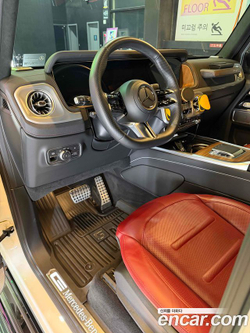 Mercedes-Benz G-Class G450d — 2025