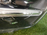Фара правая Volvo XC40 (2017-2022) LED