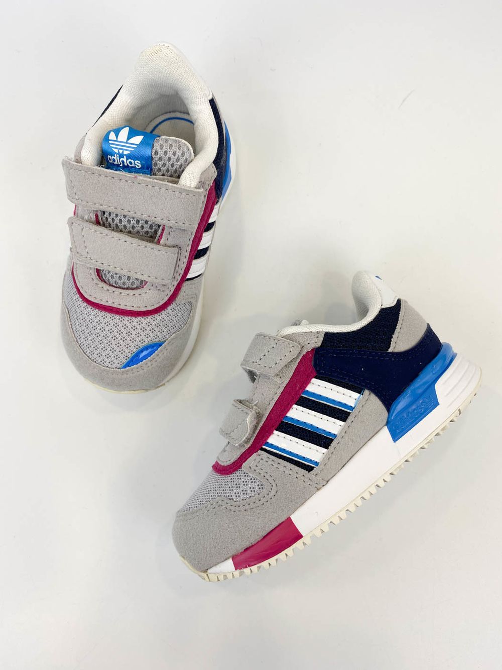 Кроссовки Adidas