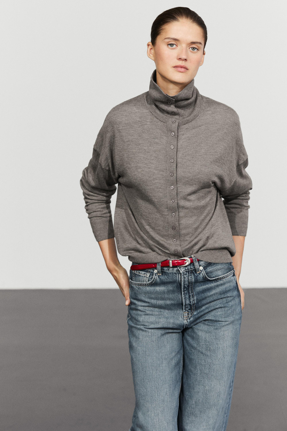 Massimo Dutti Кардиган из шерсти с высоким воротником и пуговицами, серый