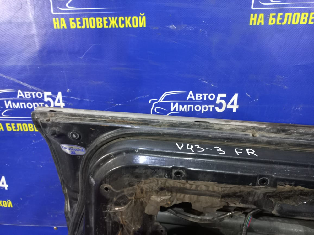 Дверь передняя правая MITSUBISHI PAJERO 1993