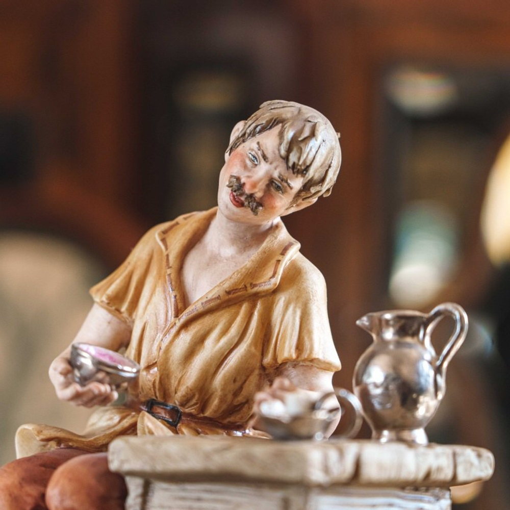 Фарфоровая мануфактура Capodimonte «Дегустация вина»