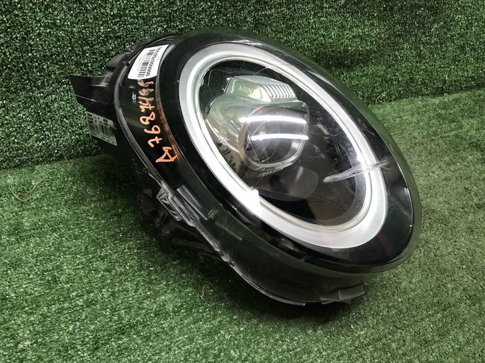 Фара правая Mini Hatch F56 (2018-2021) LED