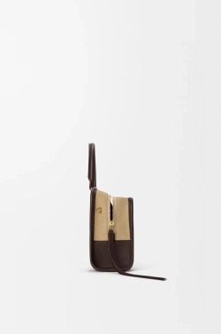 Loewe Маленькая сумка Amazona 180 из мягкой телячьей кожи, шоколадный