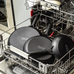 KitchenAid Набор из 3-х керамических сковород Classic 20+24+28см. CC003570-001
