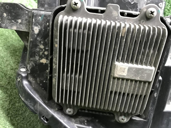 Фара левая Tank 500 (2021-н.в.) LED