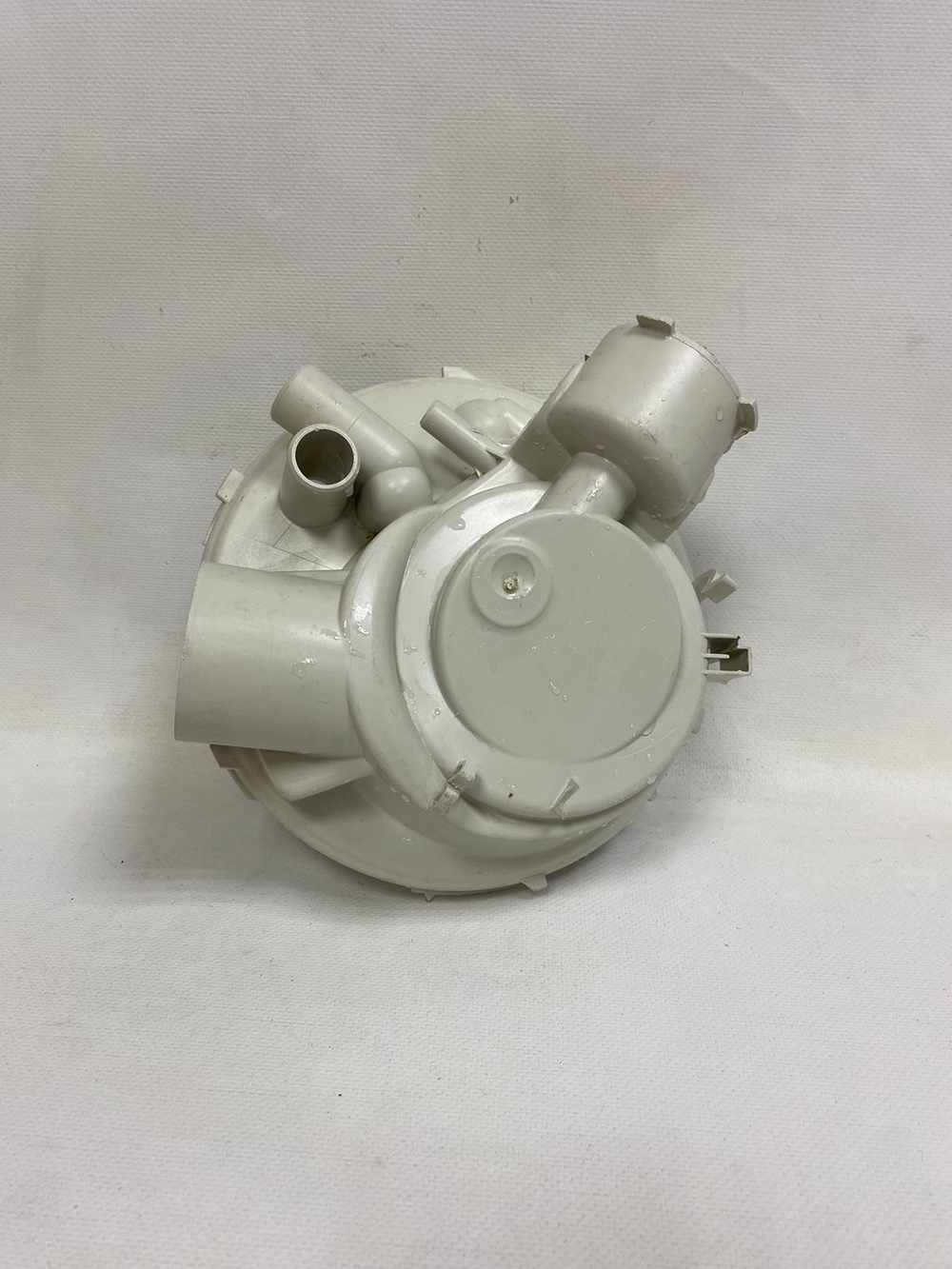 G1172 ктпч1 Чаша поддона для посудомоечных машин Miele 05750081 б/у