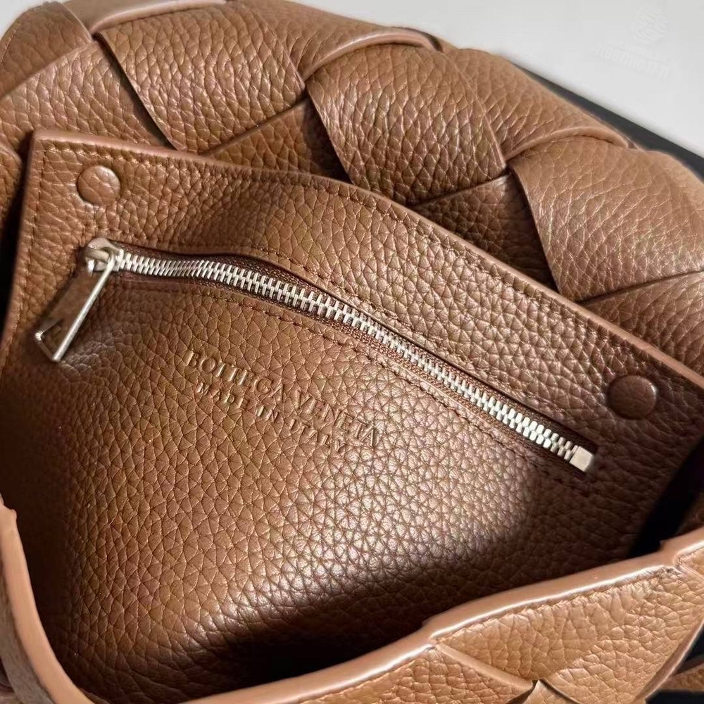 Сумка через плечо Bottega Veneta