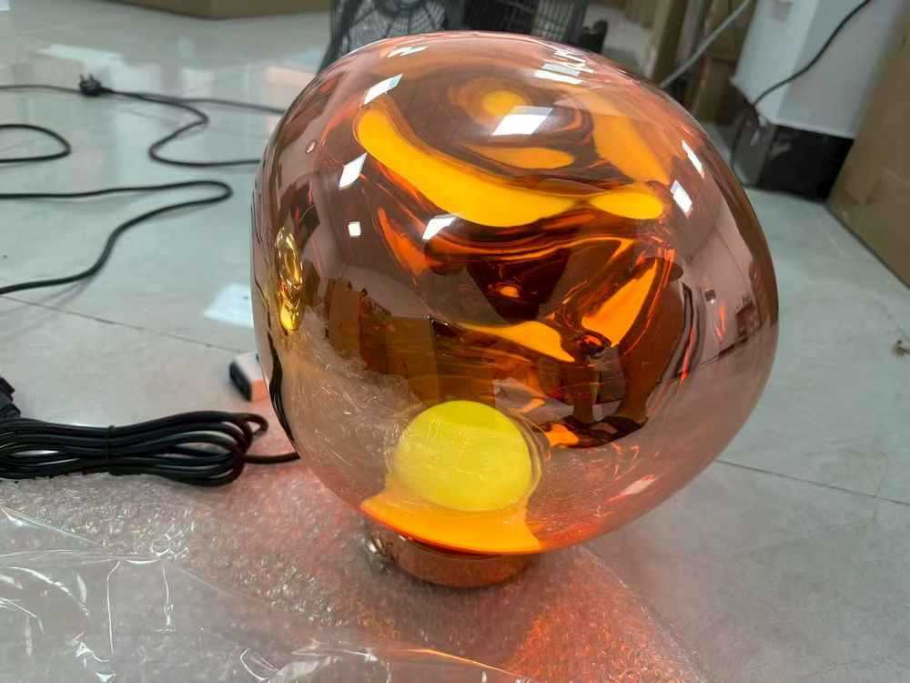 Wall design lamp Melt Surface Mini by Tom Dixon