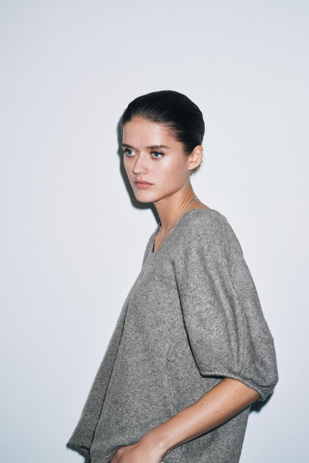 ZARA СВОБОДНЫЙ СВИТЕР ИЗ ТРИКОТАЖА, СЕРЫЙ
