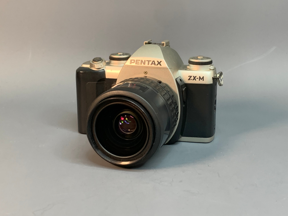 Pentax ZX-M Неисправный