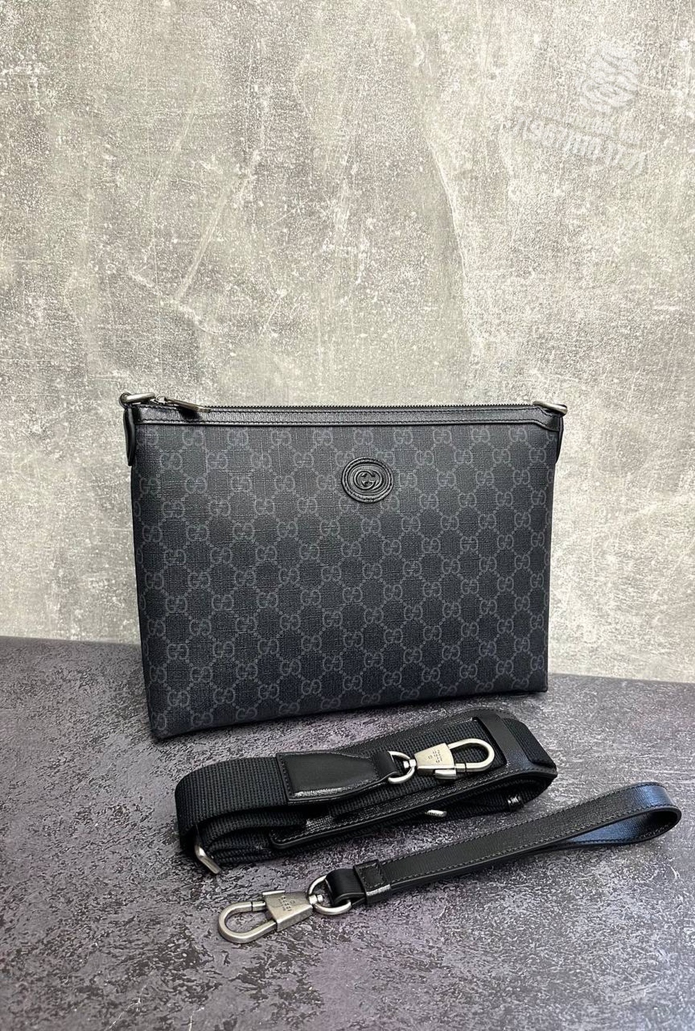 Мессенджер-Сумка через плечо Gucci