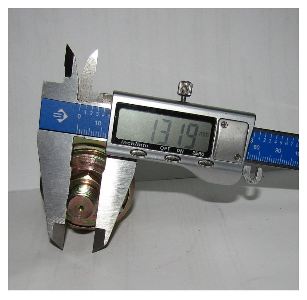 Датчик давления масла D=13/Oil pressure sensor