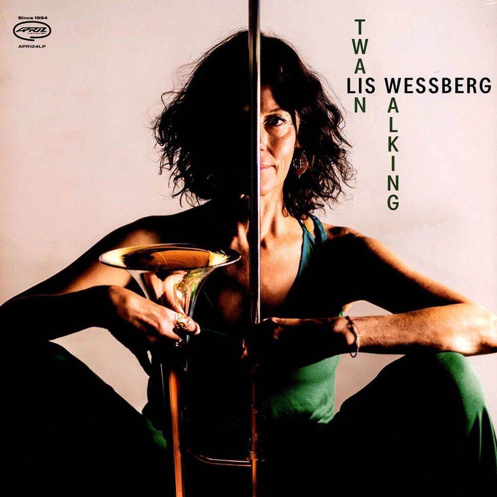 Lis Wessberg - Twain Walking