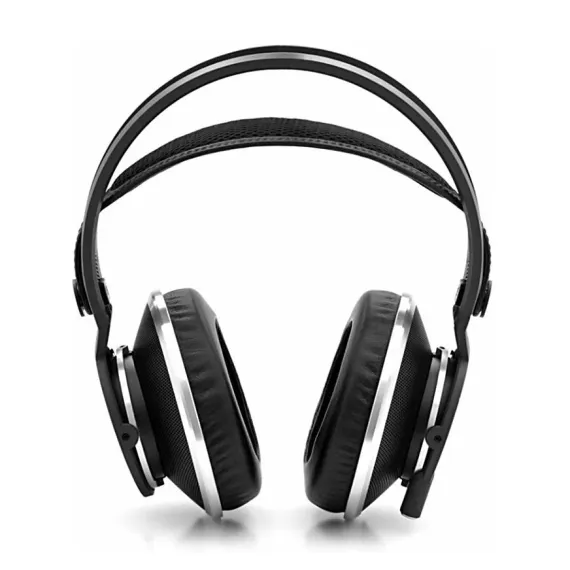AKG K812