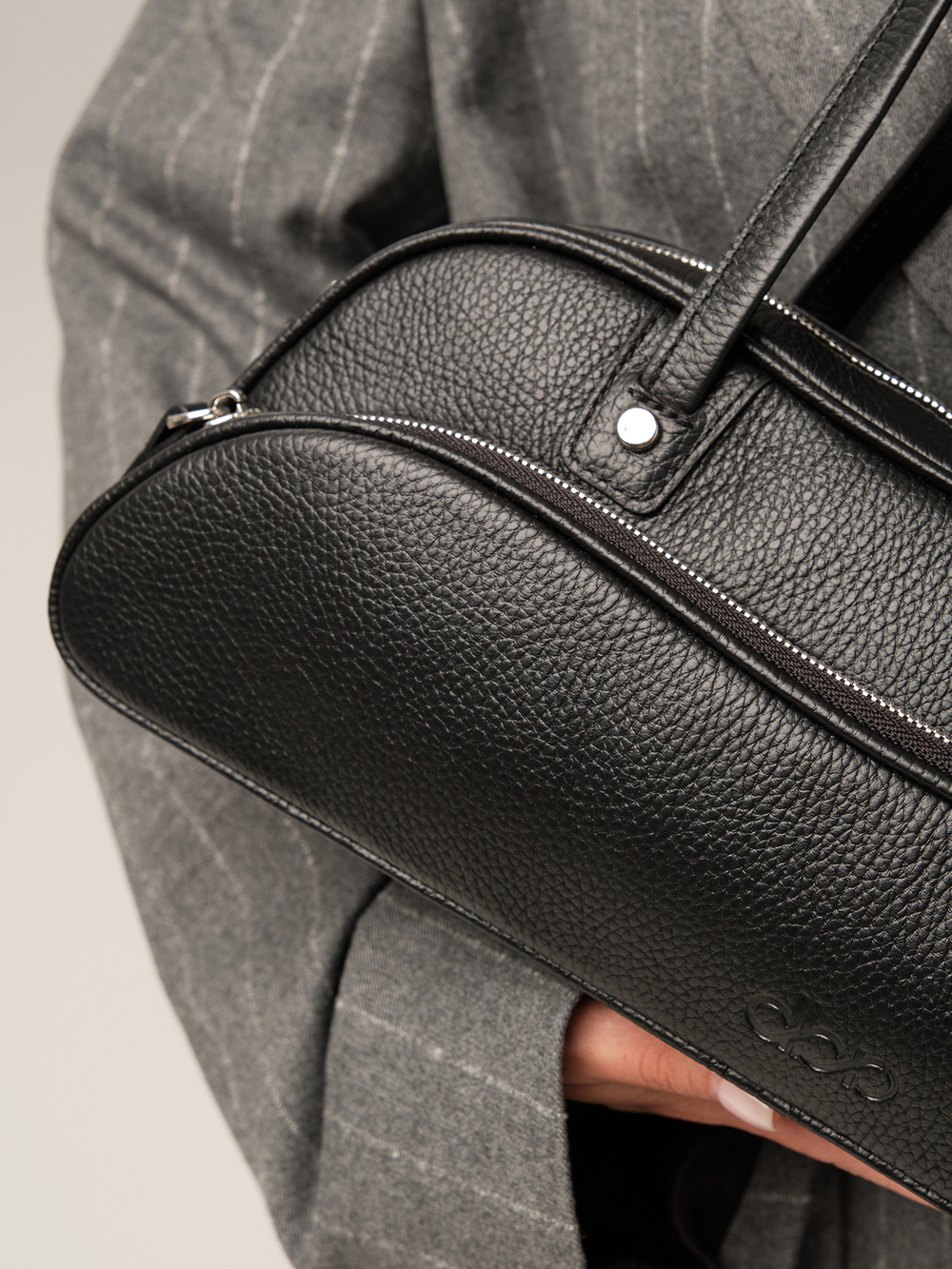 Кожаная сумка Roxy DBR 31186 черный