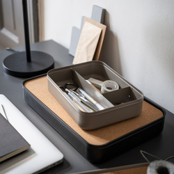 IKEA HARVMATTA  (ИКЕА ХАРВМАТТА)  -  Коробка с отделениями - тёмный серо-бежевый 24x18x6 см