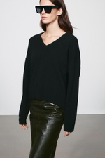 СВИТЕР ИЗ КАШЕМИРА И ШЕРСТИ С V-ОБРАЗНЫМ ВЫРЕЗОМ — ZARA