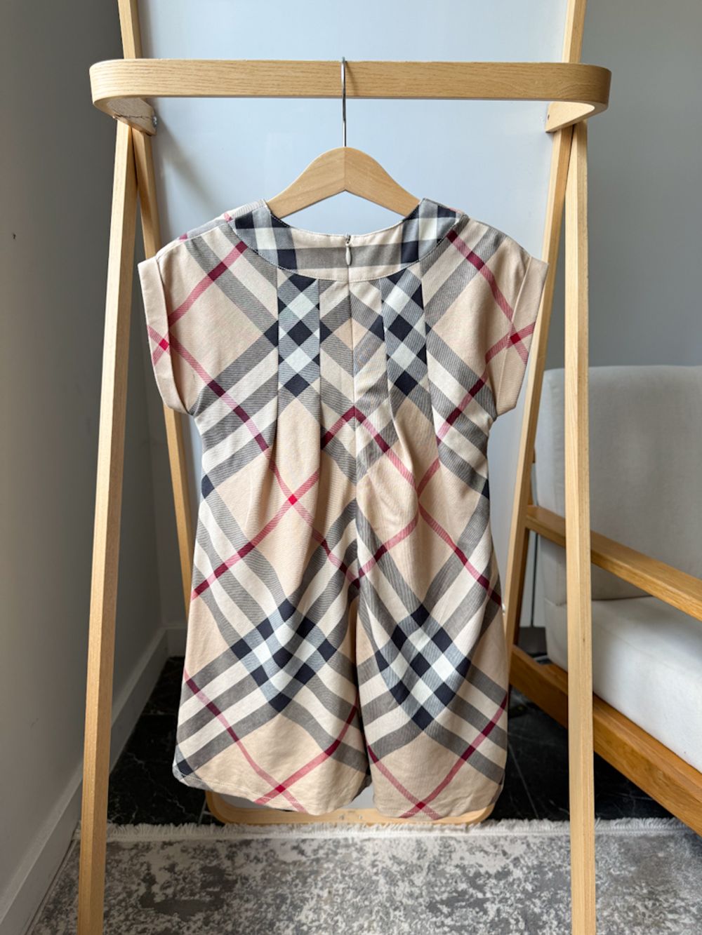 Платье Burberry, 104