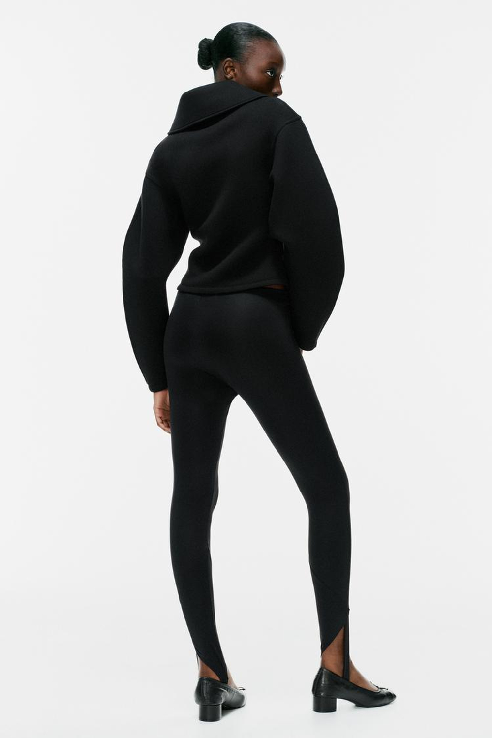ZARA ЛЕГИНСЫ СО ШТРИПКАМИ, ЧЕРНЫЙ