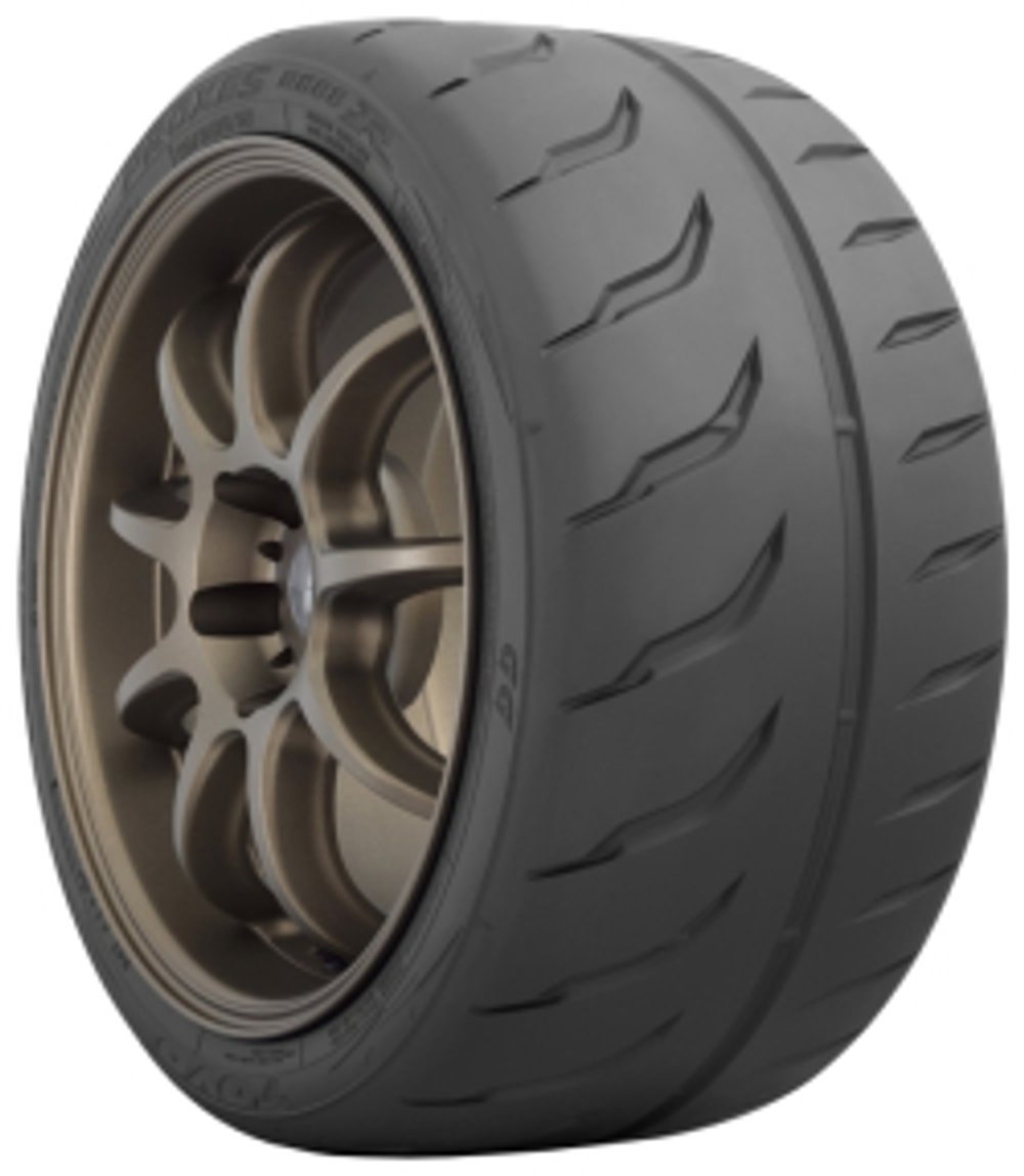 Легковая шина Toyo Proxes R888R 255/35-R18 94Y